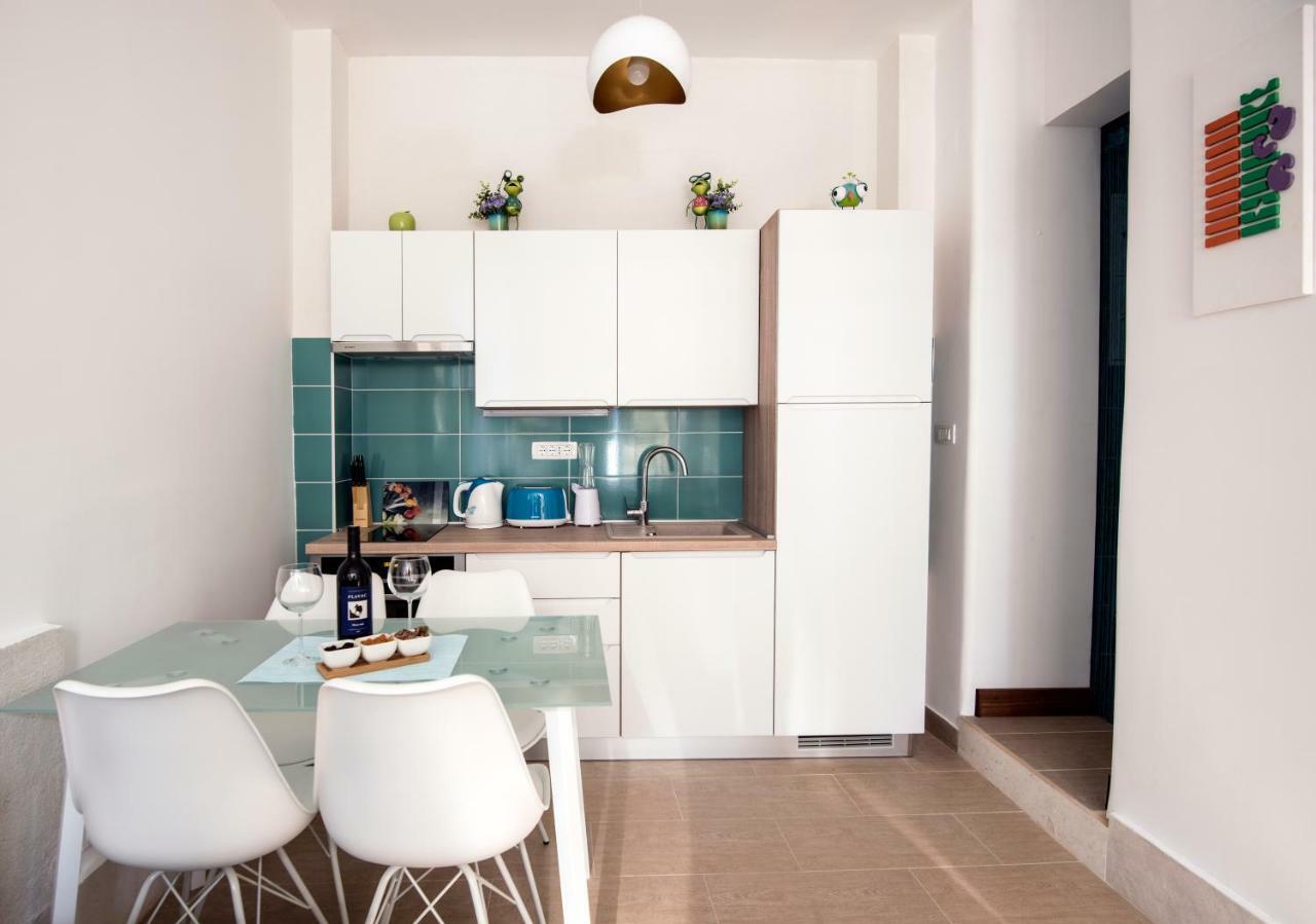Ibis Your Cosy Oasis With Private Parking And Patio Split Zewnętrze zdjęcie